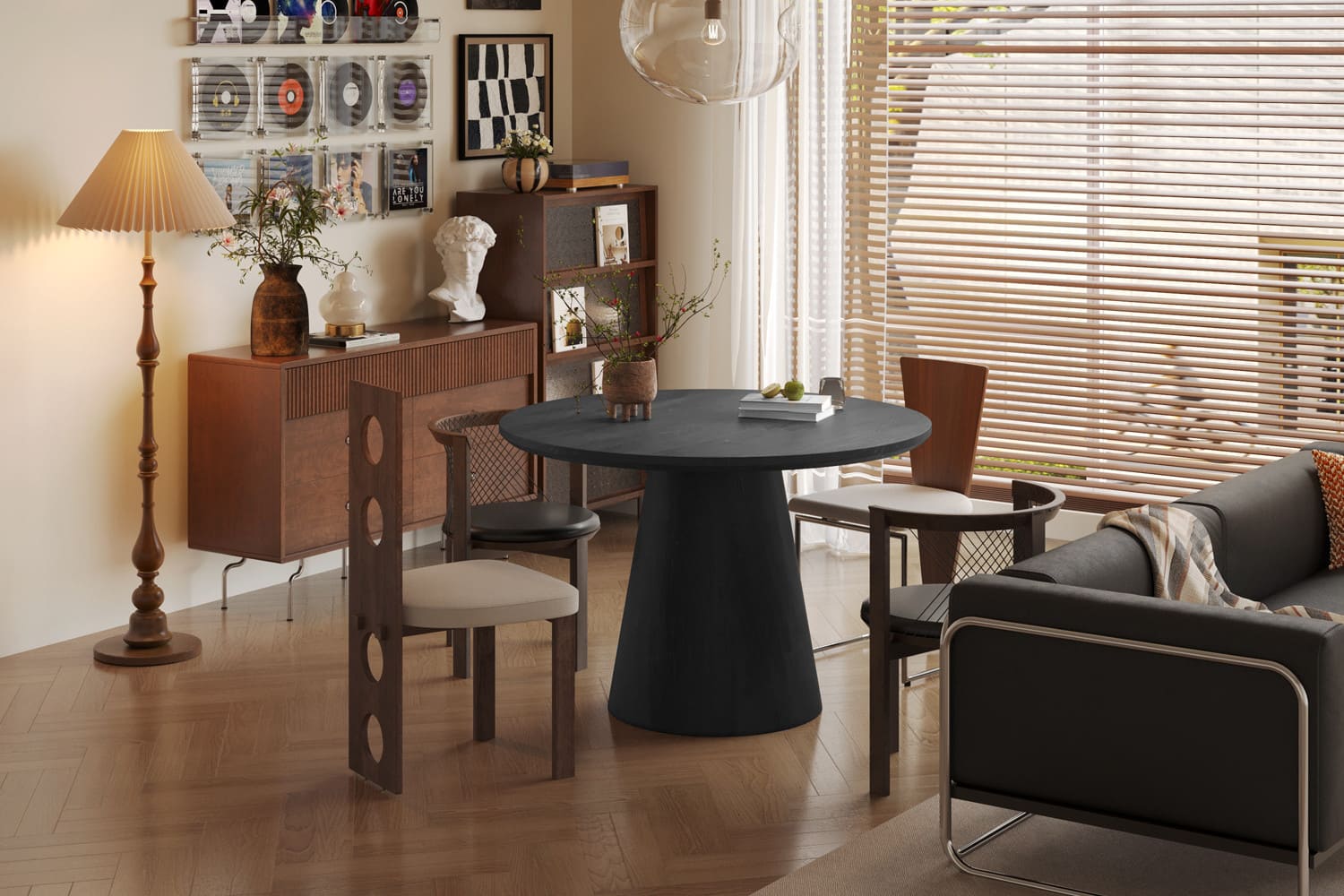 Table 'Miklos' – Image 2